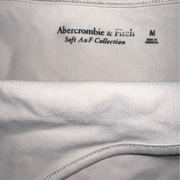 Abercrombie & Fitch Soft AF Cropped Tank | Size Medium - Picture 5 of 7